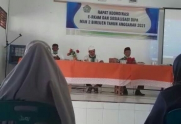 MAN 2 Bireuen Gelar Rapat Koordinasi E-RKAM