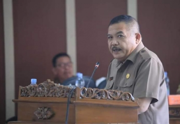 Plh Bupati Labuhanbatu Ikuti Rapat Paripurna DPRD 