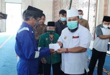 420 Petugas Kebersihan dapat Bantuan PLK