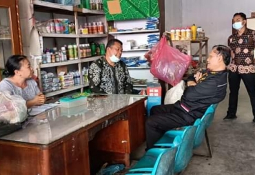 Cek Ketersediaan Pupuk Wakil Bupati Pakpak Barat Sidak Di Pasar Klohi