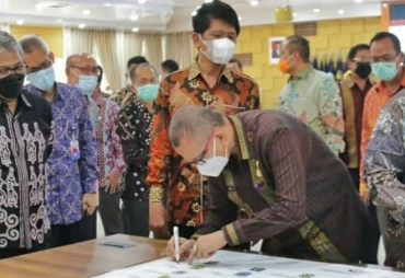 Wujudkan Pembangunan Strategis BPKP Tandatangani Komitmen Bersama Inspektur Provsu Dan Kab/Kota