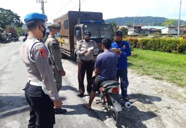 POLRI-TNI Beserta Satpol PP Pakpak Bharat Laksanakan Operasi Yustisi