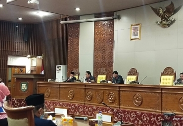 Rapat Paripurna Rekomendasi Terhadap LKPJ Gubernur Disampaikan