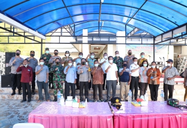 Kapolda Sumut Tinjau Penertiban Keramba Jaring Apung di Kawasan Danau Toba