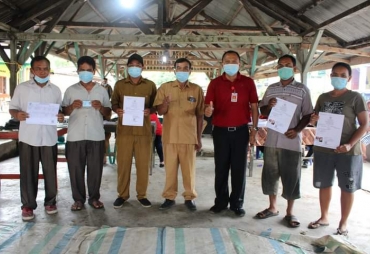 Pelayanan JEMPOL Adminduk Datangi Desa Sarintonu