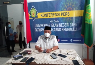 Gelar Konferensi Pers Rektor IAIN Jelaskan Soal Mekanisme Peralihan Status ke UIN