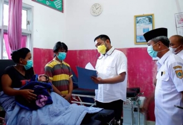 Bupati Pakpak Bharat Wujudkan Pelayanan Administrasi Kepada Warganya