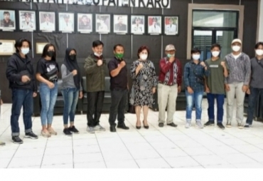 Lepas Atlet Kickboxing Ini Harapan Bupati Karo