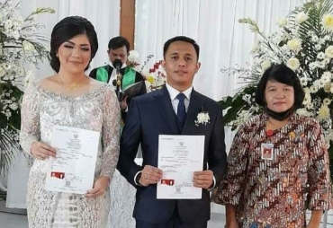 Pengantin Baru di GKPI Sidikalang Langsung Dapatkan Akta Kawin