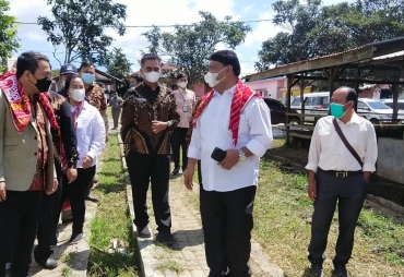 Wakil Bupati Karo Sambut Kunjungan Rombongan Kemensos RI