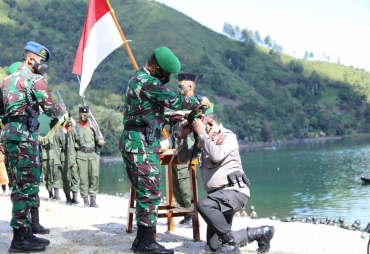 Kapolda Sumut Terima Pembaretan sebagai Warga Kehormatan Kodam I/BB