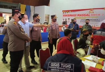 Bupati Batu Bara Bersama Kapolres Tinjau Vaksinasi Dosis Kedua
