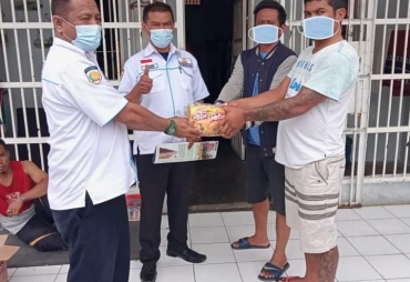Gereja GBDI Haleluya Berbagi Snack ke Warga Binaan Rutan Kabanjahe