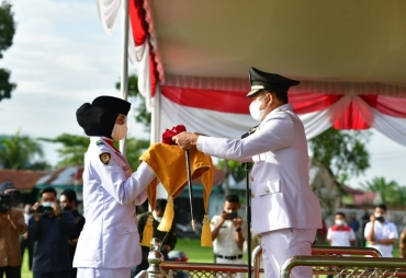 Bupati Batu Bara Pimpin Upacara HUT RI Ke - 76