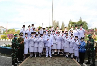 Forkopimda Karo Ikuti Upacara Penurunan Bendera