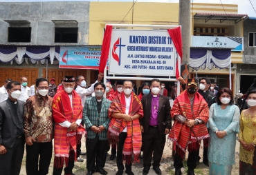 Bupati Batu Bara Bersama Kapolres Hadiri Peresmian Distrik Gereja Methodist
