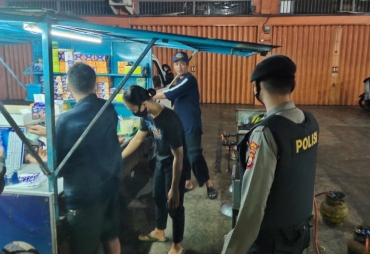 Hingga Dini Hari Samapta Polda Bengkulu Patroli Beri Teguran Prokes Covid-19