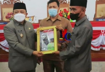 Kesepakatan Bersama DPRD Dengan Kepala Daerah Tentang Rancangan RPJMD Kabupaten Seluma Tahun 2021-2026