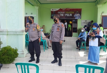 Vaksinasi Massal Polres Bengkulu Selatan Sasar PT dan Pelajar