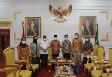 Gubernur Rohidin Apresiasi Komunitas 1000 Guru