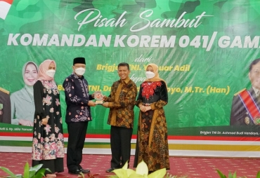 Gubernur Rohidin Ucapkan Terima Kasih Atas Pengabdian Danrem Yanuar