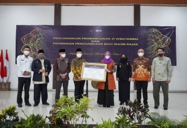 Pulihkan Ekonomi dan Pendapatan Pajak Gubernur Rohidin Ajak Sukseskan Vaksinasi