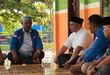 Bupati Labuhanbatu Laksanakan Sholat Jum'at di Masjid AL-Azis Desa Janji 