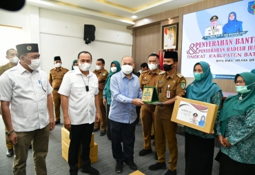 Bupati Batubara Beri Bantuan dan Hadiah Desa Terbaik 3 ke Suka Jaya