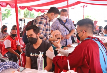 Polda Jateng Targetkan Vaksinasi 49.700 Dosis Per Hari