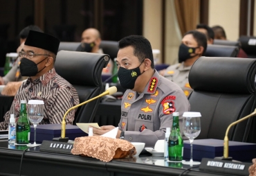 Rakor Lintas Sektoral Kapolri Tegaskan Prokes Kunci Utama Tekan Covid-19