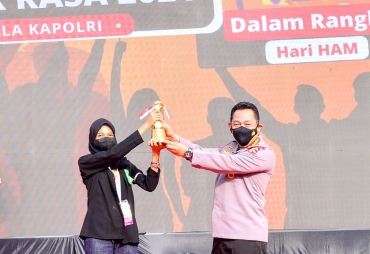 Gelar Lomba Orasi Kapolri: Mari Ciptakan Alam Demokrasi yang Lebih Baik 