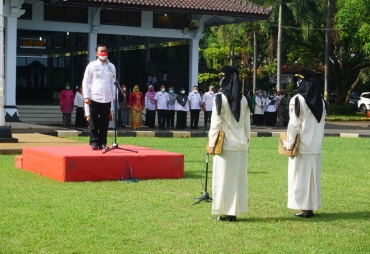 Kodim 0736/Batang Gelar Upacara Peringatan Hari Ibu dan Bela Negara