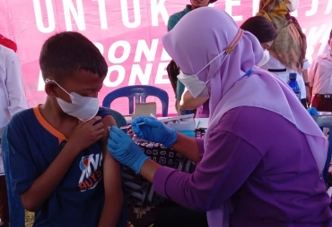 BIN Gelar Vaksinasi Massal Untuk Pelajar Kecamatan Seluma Selatan