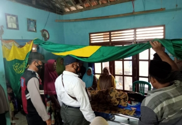 5 Orang Warga Tulis Kesambar Petir 2 Meninggal Di Tempat