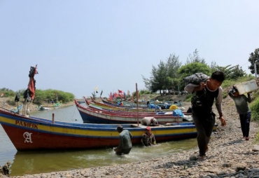 Pemkab BS Siapkan Jaminan Keselamatan untuk Nelayan