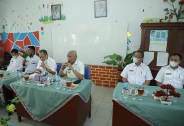 Bupati Asahan Silaturrahmi dengan Kepala Sekolah se-Kecamatan Rahuning dan Pulau Rakyat
