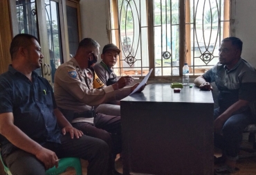 Polsek Air Joman Bersama Kades Problem Solving Terhadap Pencurian Buah Kelapa
