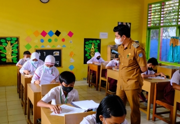 Wabup Sidak Pelaksanaan Ujian Sekolah Tingkat SD dan SMP