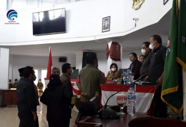 Bupati Karo Hadiri Rapat Paripurna DPRD Terkait LKPJ Tahun 2021