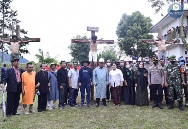 Hadiri Perayaan Paskah Oikumene Desa Tanjung Barus Ini Pesan Bupati Karo