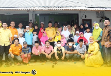 Golkar Bengkulu Beri Santunan Untuk Anak Yatim Piatu