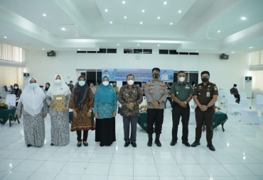 Asisten Perekonomian dan Pembangunan Ikuti Zoom Meeting Apel Siaga