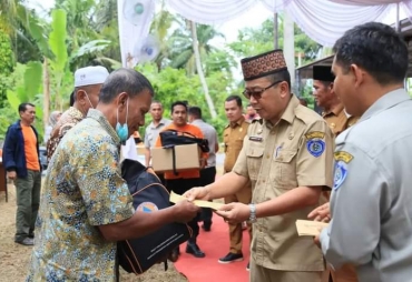 Pemkab Labuhanbatu Salurkan Bantuan Kepada Korban Angin Puting Beliung