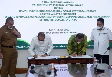 Gubsu Tandangani MoU Dengan BP Jamsostek Wilayah Sumbagut