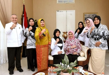 Ketua TP PKK Sumut Harapkan PGRI Kolaborasi Wujudkan Sekolah Ramah Anak