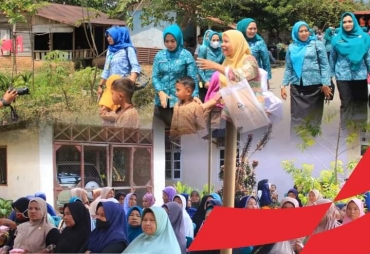 Ketua TP PKK Labuhanbatu Berikan Bansos Kepada Warga Tanjung Medan