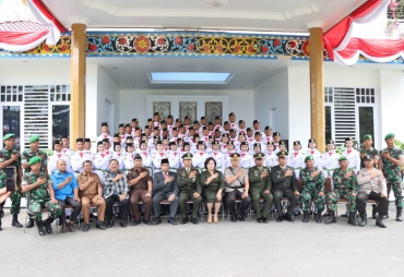 Bupati Karo Kukuhkan 65 Paskibraka