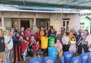 Usin Apresiasi Kader Lingkungan Kampung Melayu