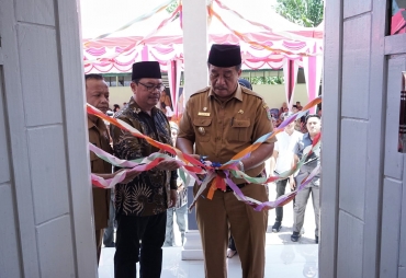 Wakil Bupati Asahan Resmikan Musholla At Taufiq Desa Aek Songsongan