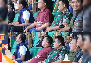 Bupati Labuhanbatu Saksikan Semifinal Turnamen Bonas Cup 2022 